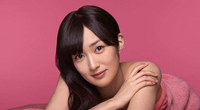 高梨臨「不機嫌な果実」で“大人の恋愛”に初挑戦！「なけなしの色気かき集めた」