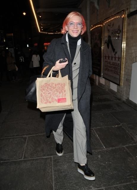 ケイト・ブランシェットがピンクヘアに変身！