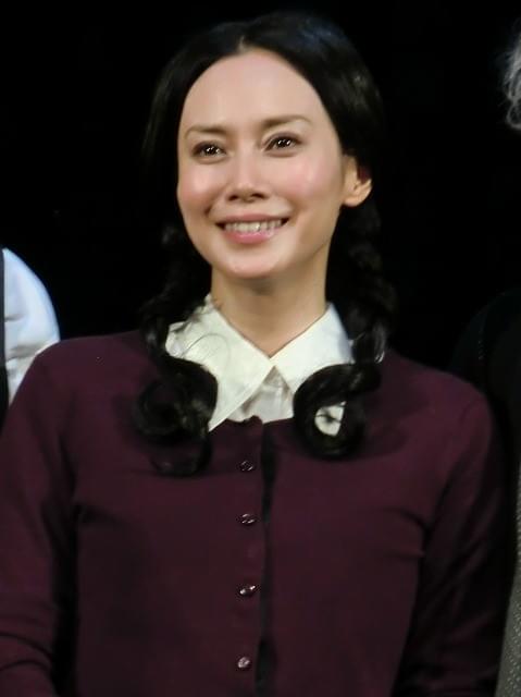 中谷美紀が妻、愛人、愛人の娘の1人3役「魂を込めて演じたい」 舞台「猟銃」再演