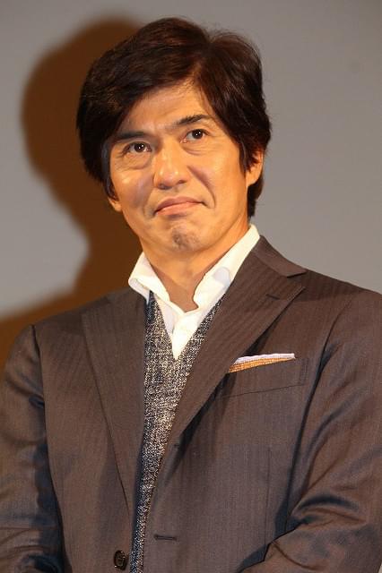 群馬での舞台挨拶に立った佐藤浩市