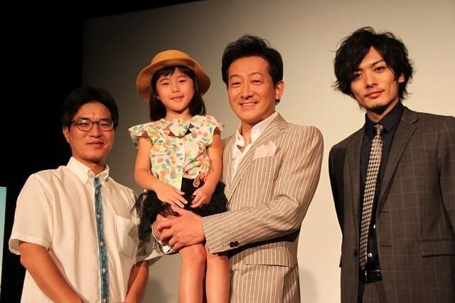 (左から)ハン・サンヒ監督、扇長虹心ちゃん、 辰巳琢郎、久保田悠来