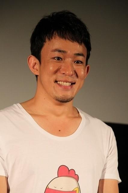 ファンキー加藤、Tシャツ＆ジーンズでのレッドカーペットにぼやき節