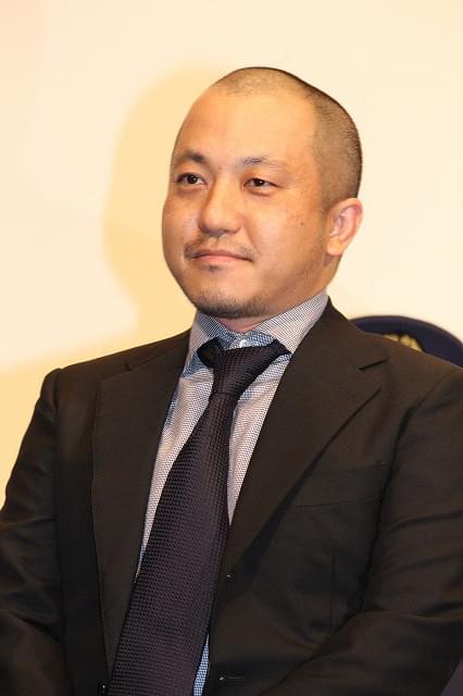 綾野剛、観客の写真撮影を快諾 被災地・九州に思い込め「我々の姿届けられたら」