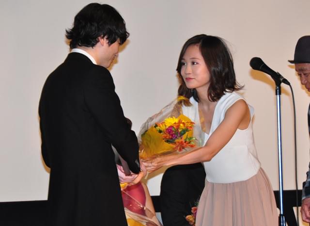 日プロ大賞受賞の染谷将太を前田敦子、廣木隆一＆石井岳龍監督が祝福！