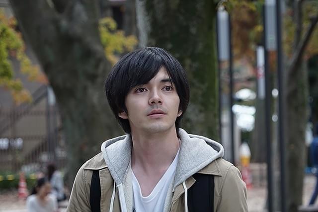 林遣都が“銀髪”芸人に！Netflixオリジナルドラマ「火花」劇中写真一挙公開