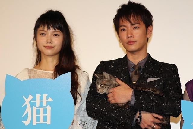 佐藤健、共演猫に好感度負け!?「みんな猫しか見ない」