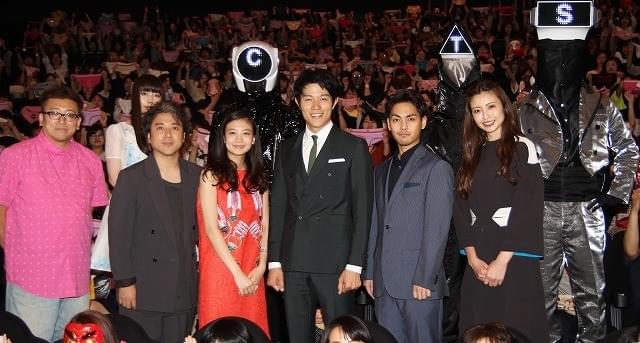 鈴木亮平、変態仮面は日本代表ヒーローと力説「HEROはHとエロで出来ている」