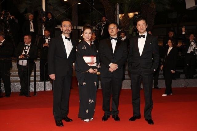 カンヌで浅野忠信、深田晃司監督らに満場のスタンディングオベーション