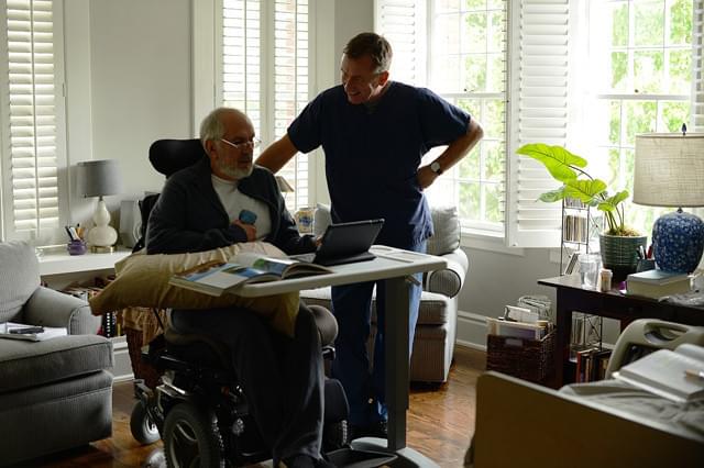 ティム・ロスが終末期患者と向き合う「或る終焉」冒頭映像