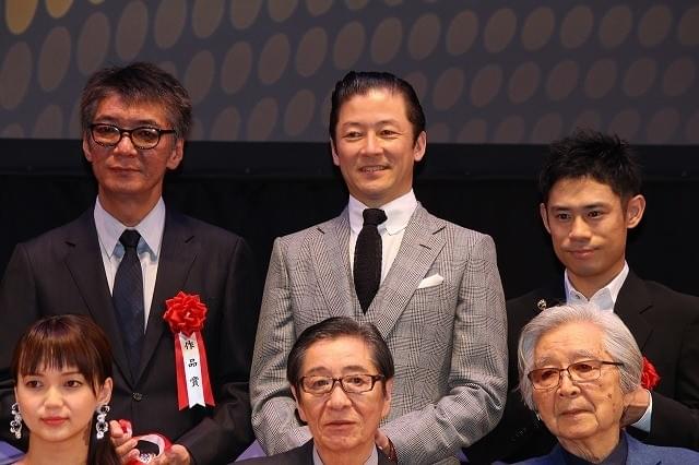 浅野忠信、主演男優賞に輝き「期待以上」 新人賞・山田涼介は「貢献できる役者に」と気合