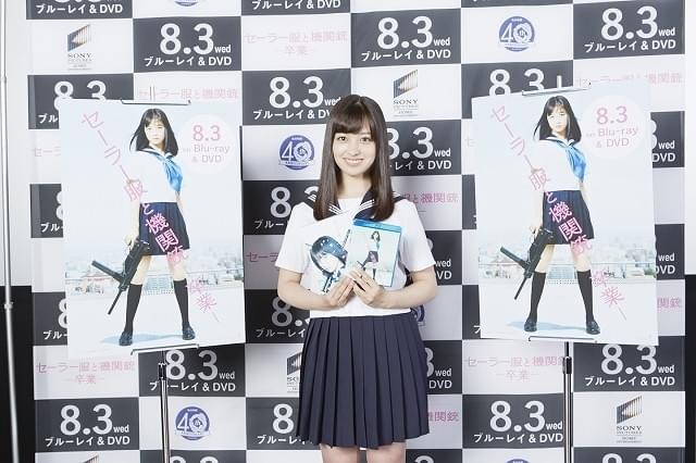橋本環奈、“生涯制服”に意欲「皆さんがOKなら、80歳になっても着たい」