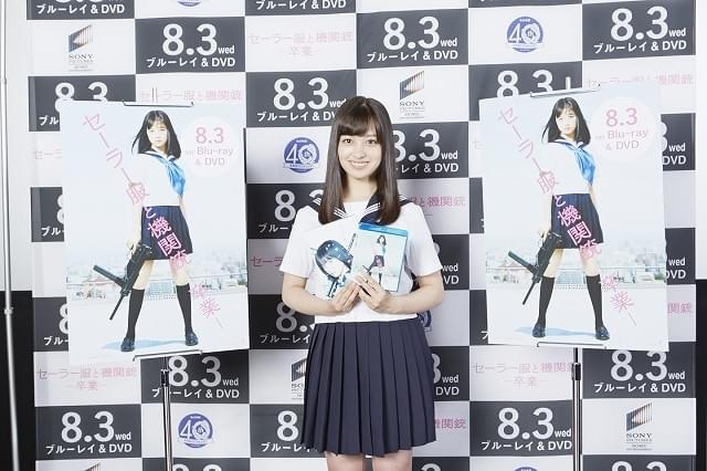 橋本環奈、“生涯制服”に意欲「皆さんがOKなら、80歳になっても着たい」