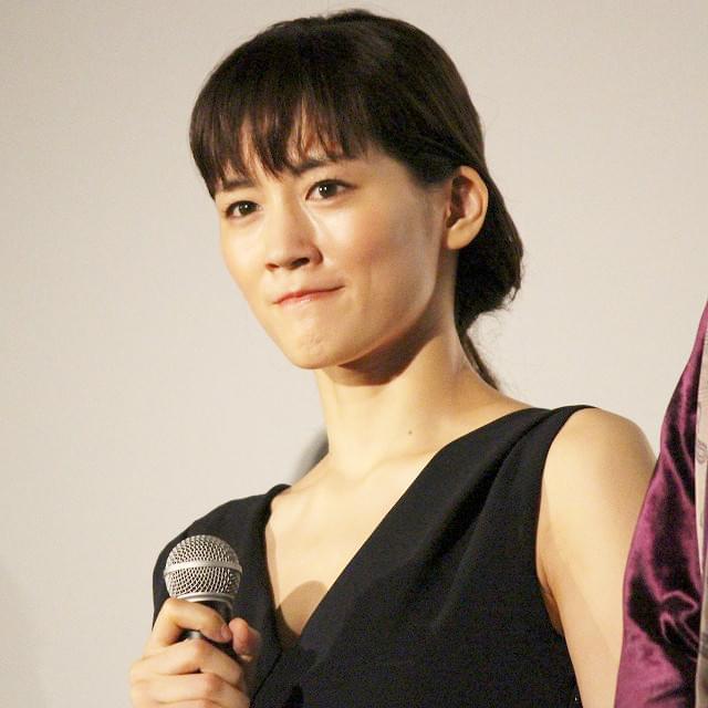 綾瀬はるか＆斎藤工、3億円ティアラ試着にド緊張「輝きの重みがある」