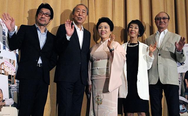 言いたい放題の舞台挨拶を展開した 藤山直美、岸部一徳、阪本順治監督ら