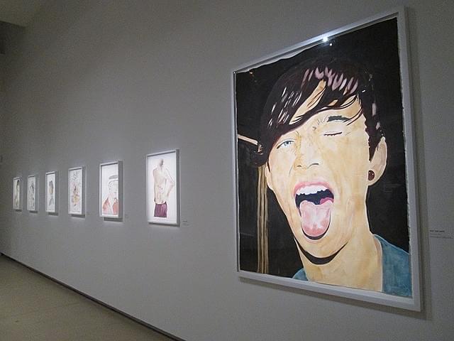 リバー・フェニックスへのオマージュも披露された、パリのガス・バン・サント展