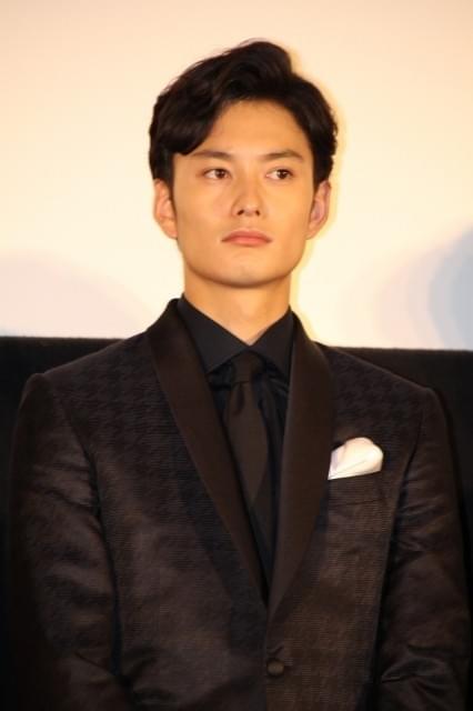 生田斗真、実はCDデビューしていた！主演作「秘密」完成披露で明かす