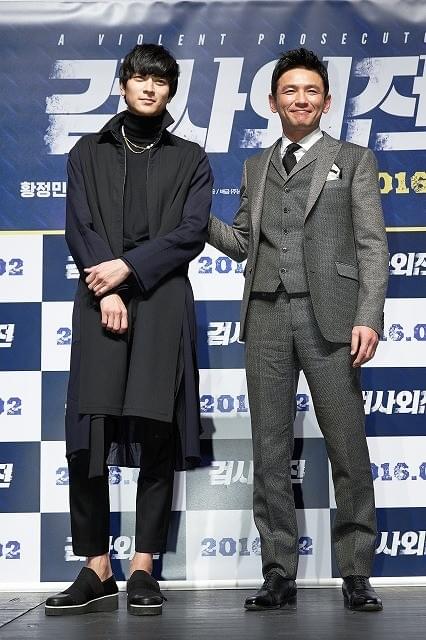 検事と詐欺師がタッグを組む!? ファン･ジョンミン×カン・ドンウォン共演作11月公開