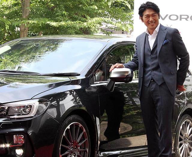 レガシィの大ファンだという高橋