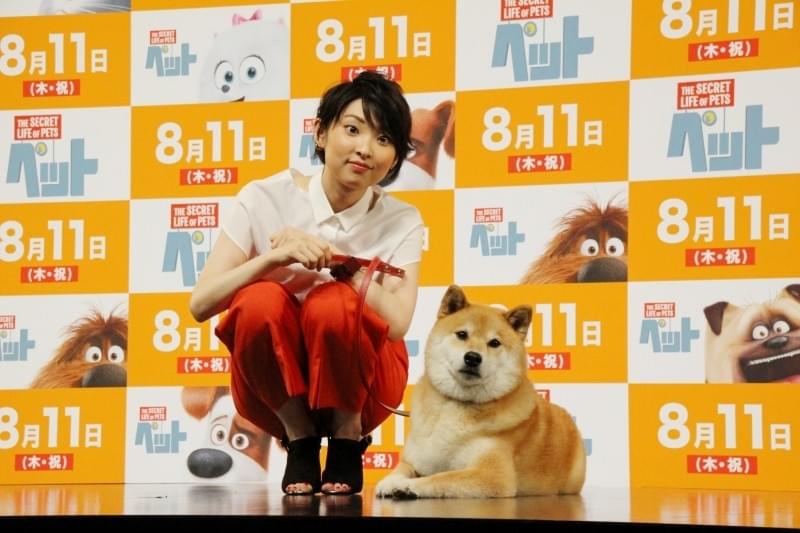愛犬家の家入レオ、「ペット」テーマソングを初披露！人気の「柴犬まる」とも相性ピッタリ