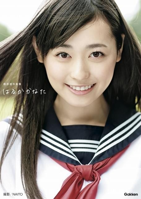 “まいんちゃん”福原遥、泡風呂＆水着に初挑戦！セカンド写真集が8月23日発売