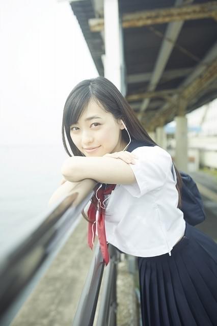 “まいんちゃん”福原遥、泡風呂＆水着に初挑戦！セカンド写真集が8月23日発売