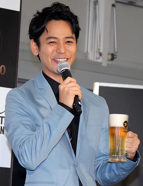 妻夫木聡、生ビール“奇跡の一杯”を自画自賛しグイッ「幸せだなあ」