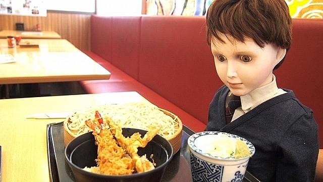 東京観光で和食を楽しむブラームス