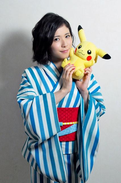 浴衣姿で取材に応じた松岡茉優