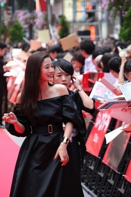 世界初「ゴジラ」の名がついた通りが誕生！長谷川博己も大興奮