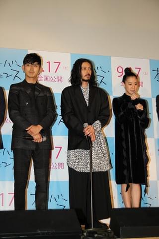 オダギリジョー、主演作・初日舞台挨拶の不在をフライング謝罪「今日をもって消える」