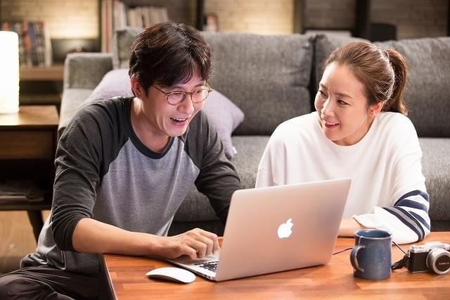 チェ・ジウ10年ぶりの日本公開作！大人のラブコメ「ハッピーログイン」10月15日公開