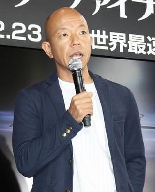 バイきんぐ小峠、ミラ・ジョボビッチのアクション絶賛「内村航平さんと同じ飛び方」