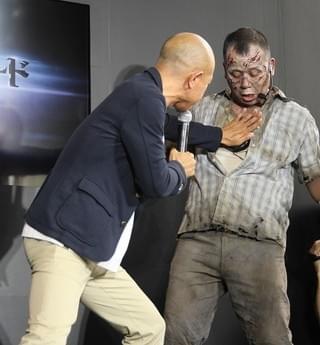 バイきんぐ小峠、ミラ・ジョボビッチのアクション絶賛「内村航平さんと同じ飛び方」