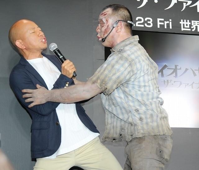 バイきんぐ小峠、ミラ・ジョボビッチのアクション絶賛「内村航平さんと同じ飛び方」