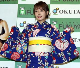 山田菜々、2冊目写真集は初めて強調したお尻が自慢「プリンみたい」