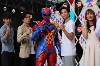 「Bros.マックスマン」見どころは竜星涼の“クサさ”!? 内田理央が珍アピール