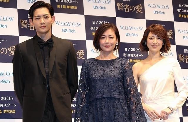 初恋の人と親友の間に生まれた息子を調教する物語