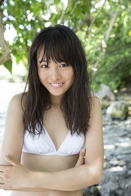 大人の表情や無防備な姿など収録