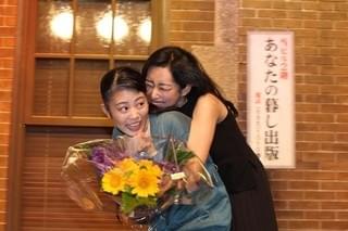 高畑充希「とと姉ちゃん」クランクアップに涙 西島秀俊ら小橋家一同が祝福