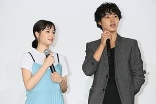 広瀬すず＆山崎賢人「四月は君の嘘」ロケ地・鎌倉高校にサプライズ凱旋！