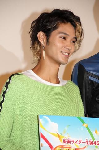 西銘駿、恋愛映画の難しさ痛感……指切りで緊張したのに「壁ドンとか無理」