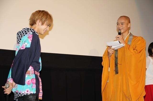 西銘駿、恋愛映画の難しさ痛感……指切りで緊張したのに「壁ドンとか無理」