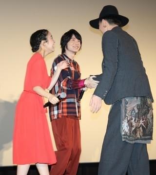 「君の名は。」8日間で興収27億、観客動員212万人突破！ラッド野田が感謝のライブ