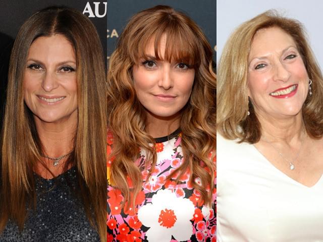 候補はニッキ・カーロ、ローリーン・ スカファリア、レスリー・リンカ・ グラッターの3人に