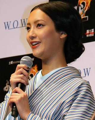 松山ケンイチ「子どもがクギづけになった」菜々緒の入浴シーンを絶賛