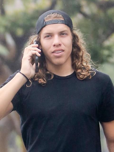 18歳のジョセフ・バエナ