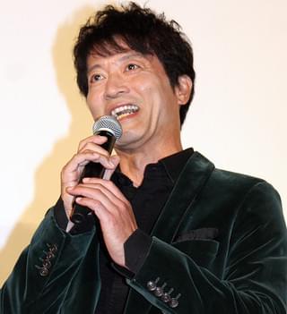 佐々木蔵之介、参勤交代締めの“超高速シュート”にフカキョンのけ反り「マイクが歯に…」
