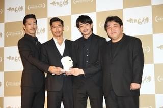 青柳翔＆AKIRAらが「たたら侍」モントリオール映画祭快挙に歓喜！現地を沸かせた“新たな侍像”