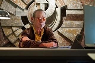 70歳の誕生日を迎えたトミー・リー・ジョーンズ、インタビュー映像独占入手