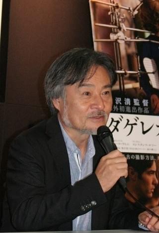 黒沢清新作主演の仏俳優タハール・ラヒムが初来日、1人でゴールデン街訪問